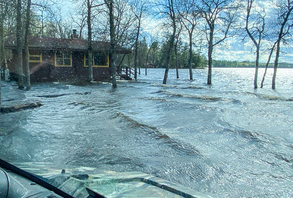 Walz sending National Guard to assist with flood relief - Vimarsana News