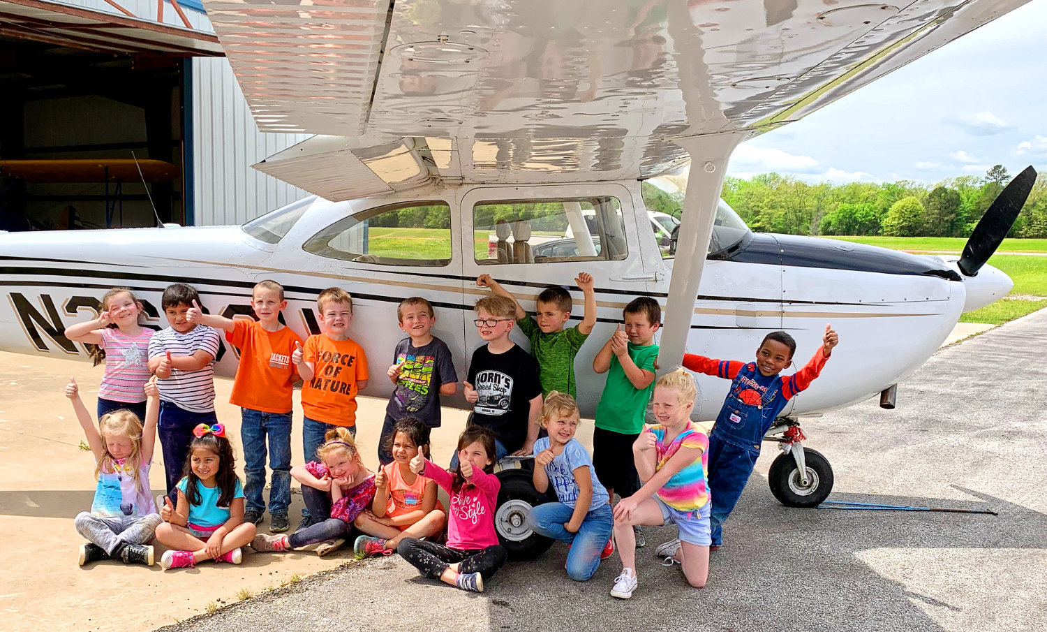 kindergartners-learn-about-aviation-at-airport-field-trip-wood-county